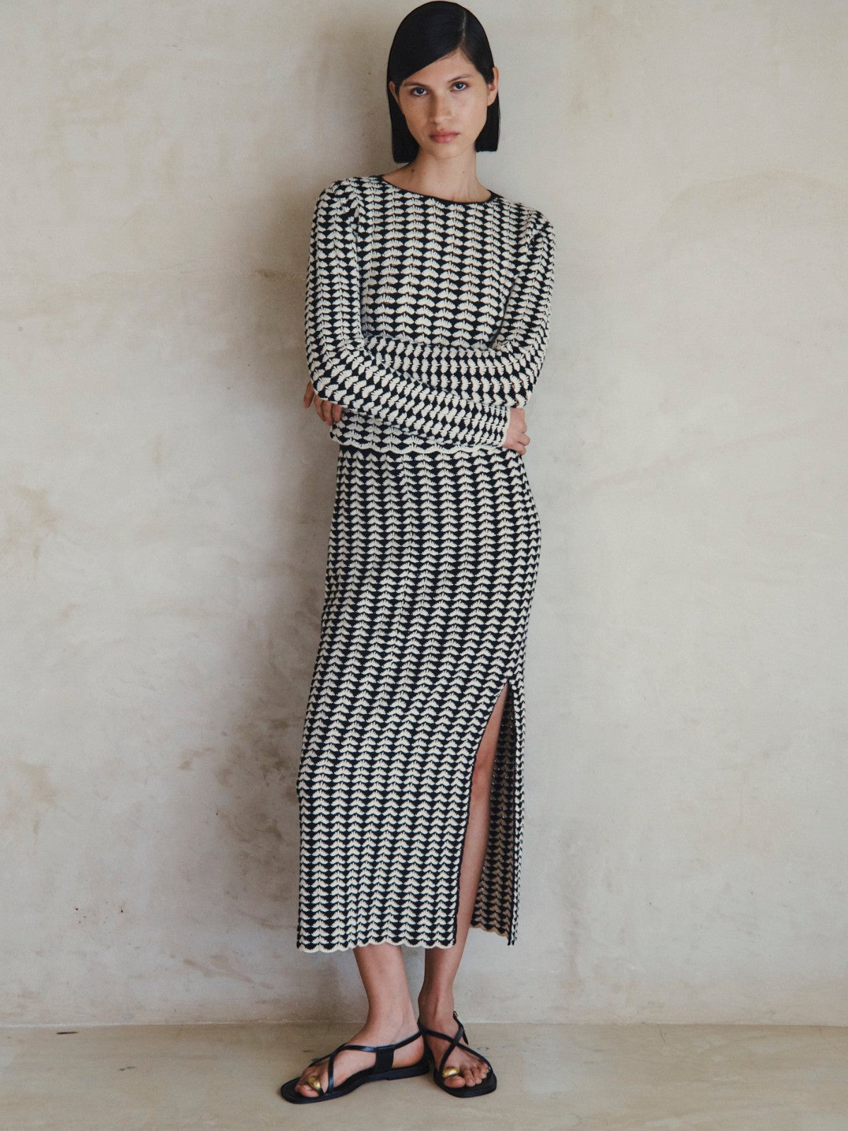 Totora Top | Black Totora Top | Black