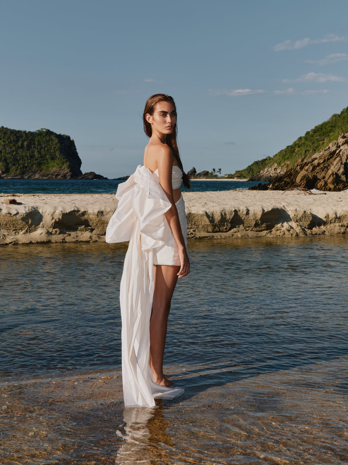 Catica Mini Dress | White Catica Mini Dress | White