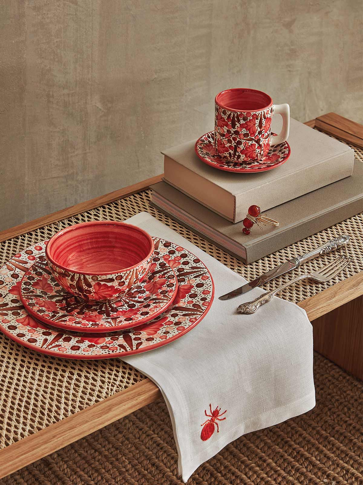 Hand Painted Ceramic Tableware | Coral Hand Painted Ceramic Tableware | Coral
