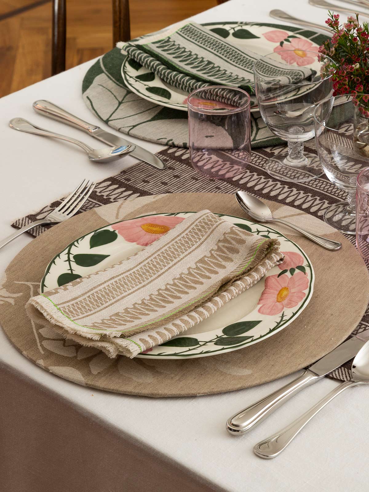 Linen Damask Cesta Set of 2 Linen Napkins | Verde Giunglia Linen Damask Cesta Set of 2 Linen Napkins | Verde Giunglia