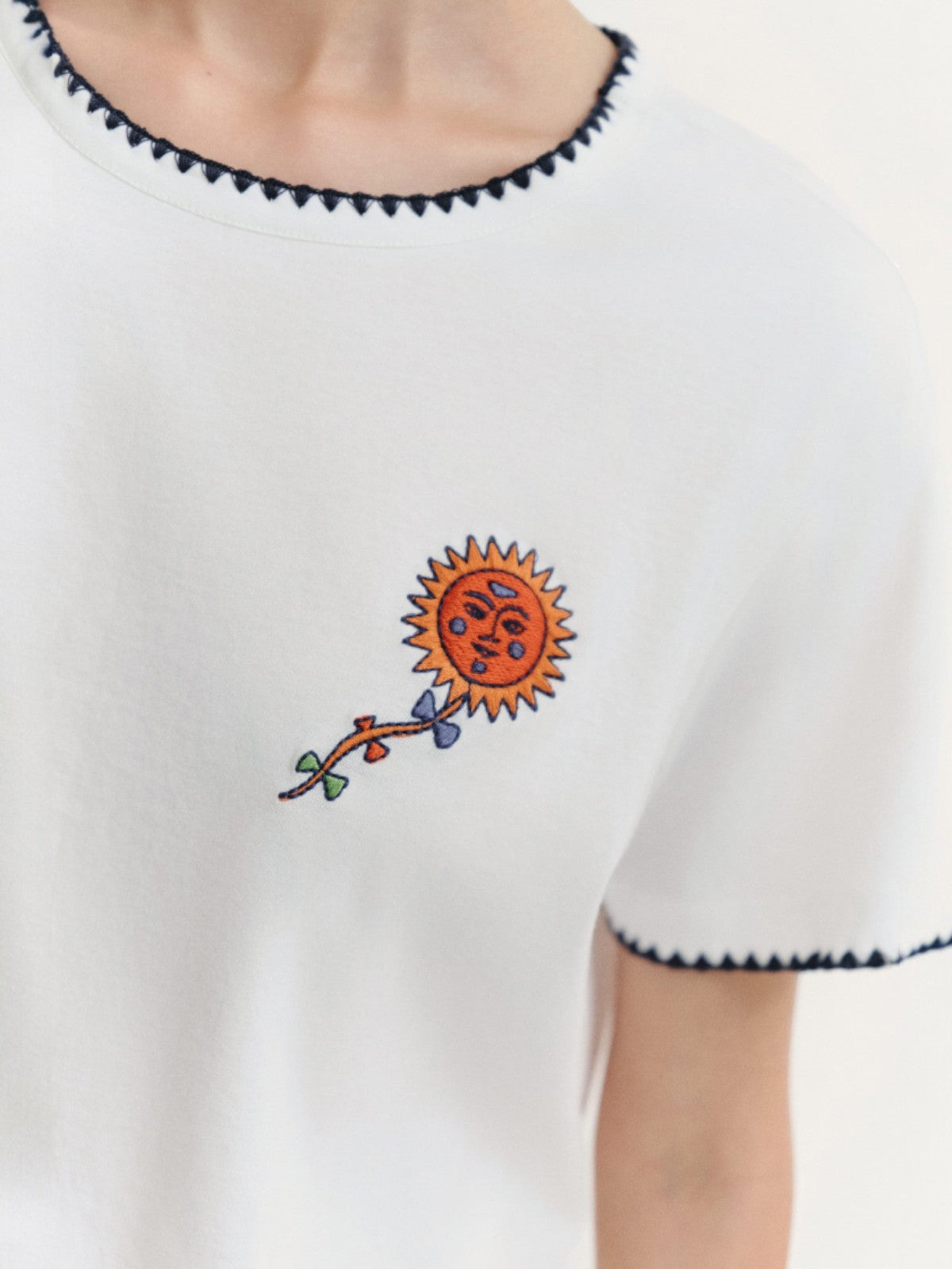 Tota T-Shirt | Sun Kite Print Tota T-Shirt | Sun Kite Print