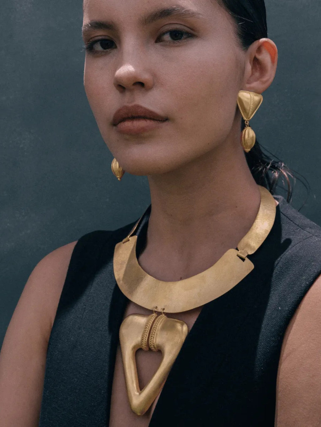 Llasak Necklace