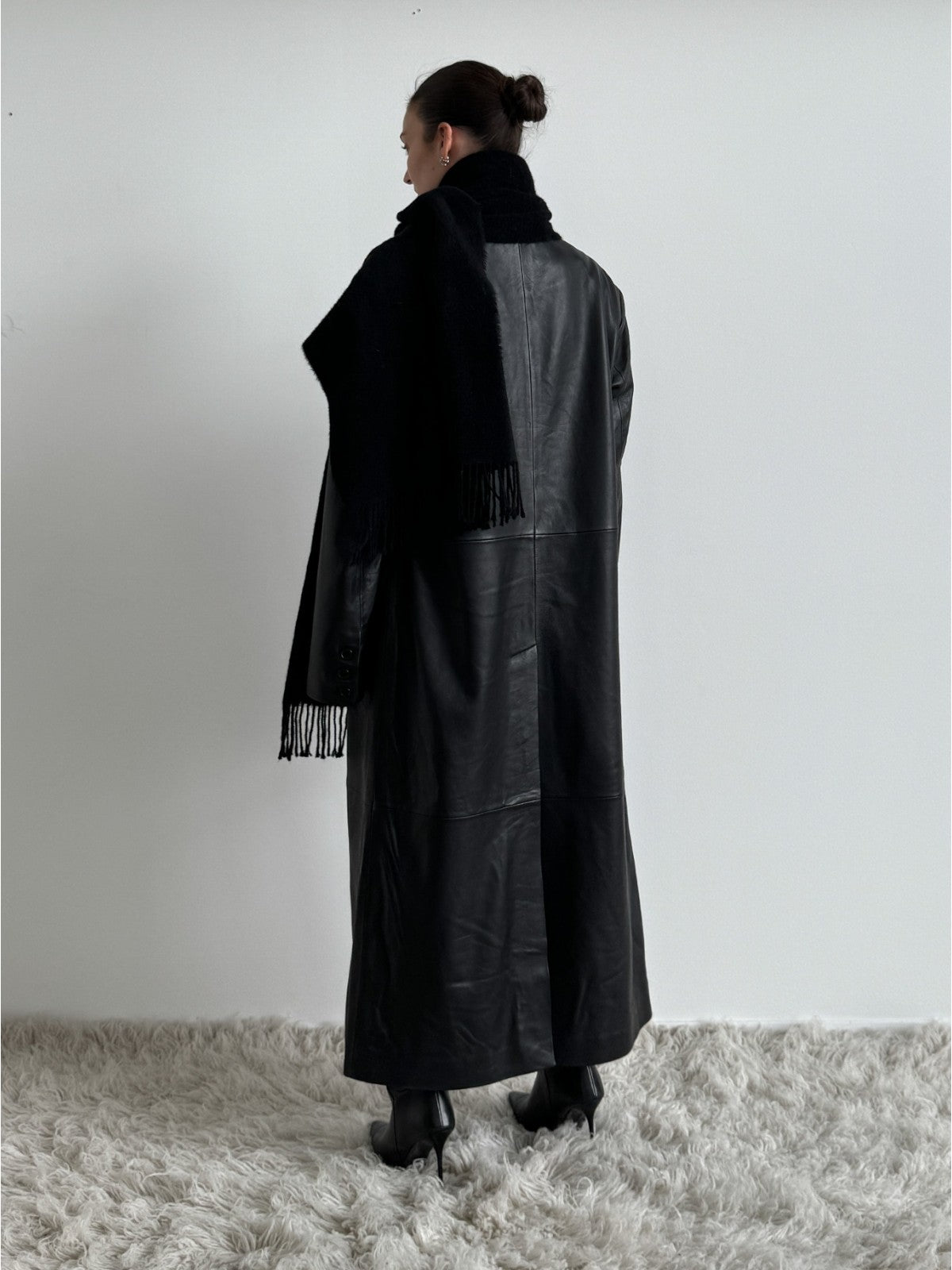 Snug Scarf | Black Snug Scarf | Black