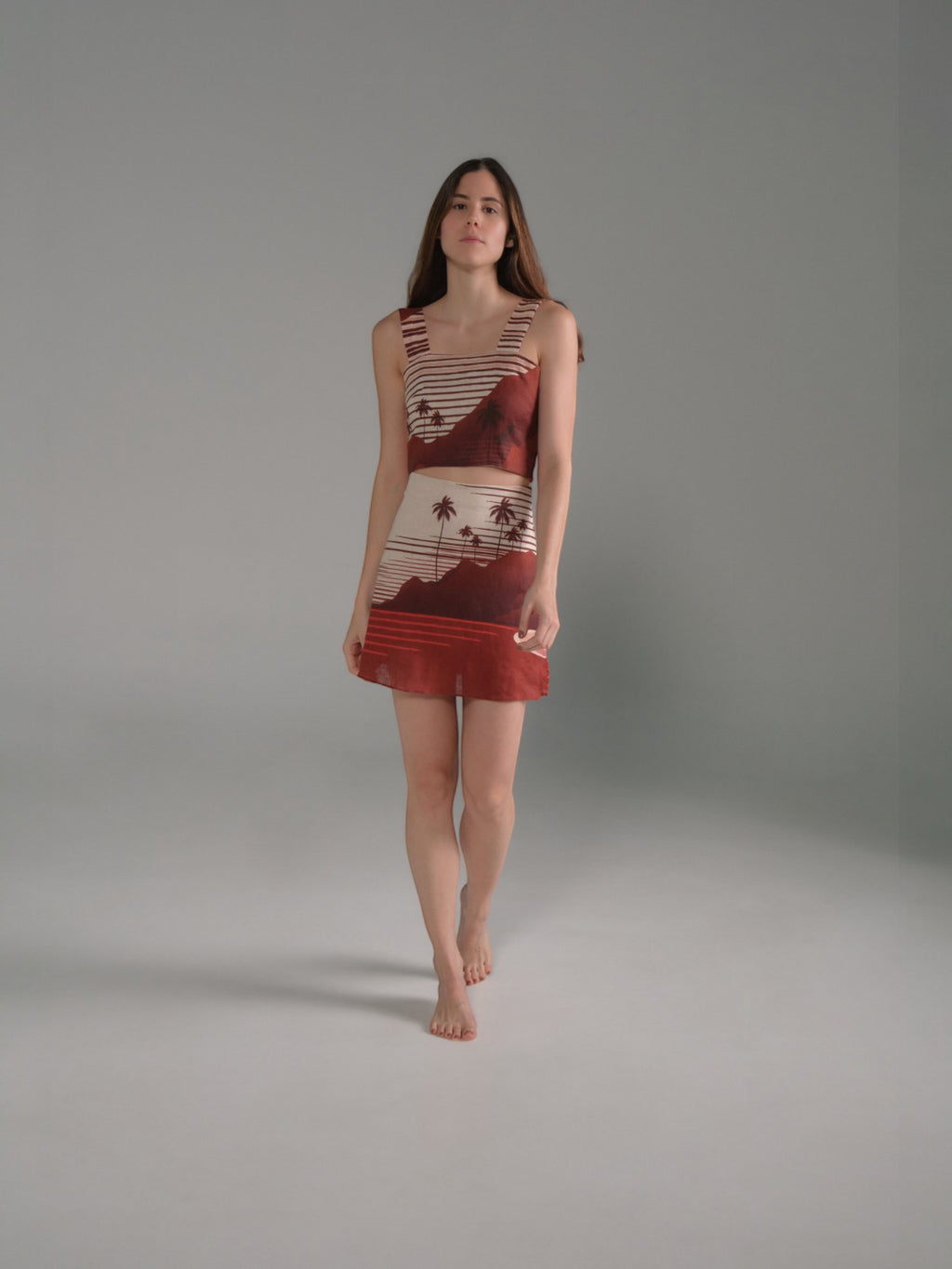 Carmelita Linen Mini Skirt | Red Tropical Landscape