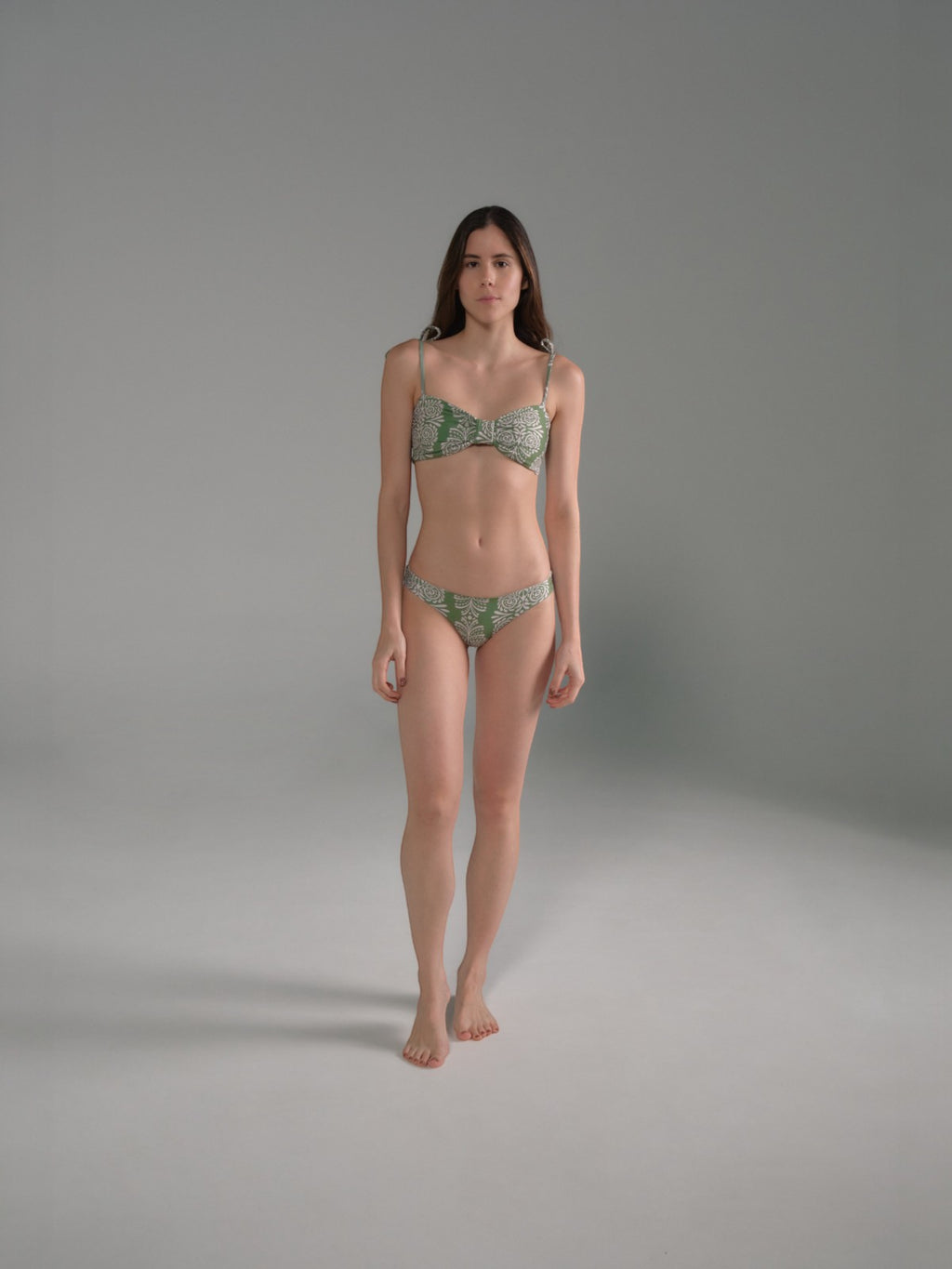Guava Bottom | Green Arabesque