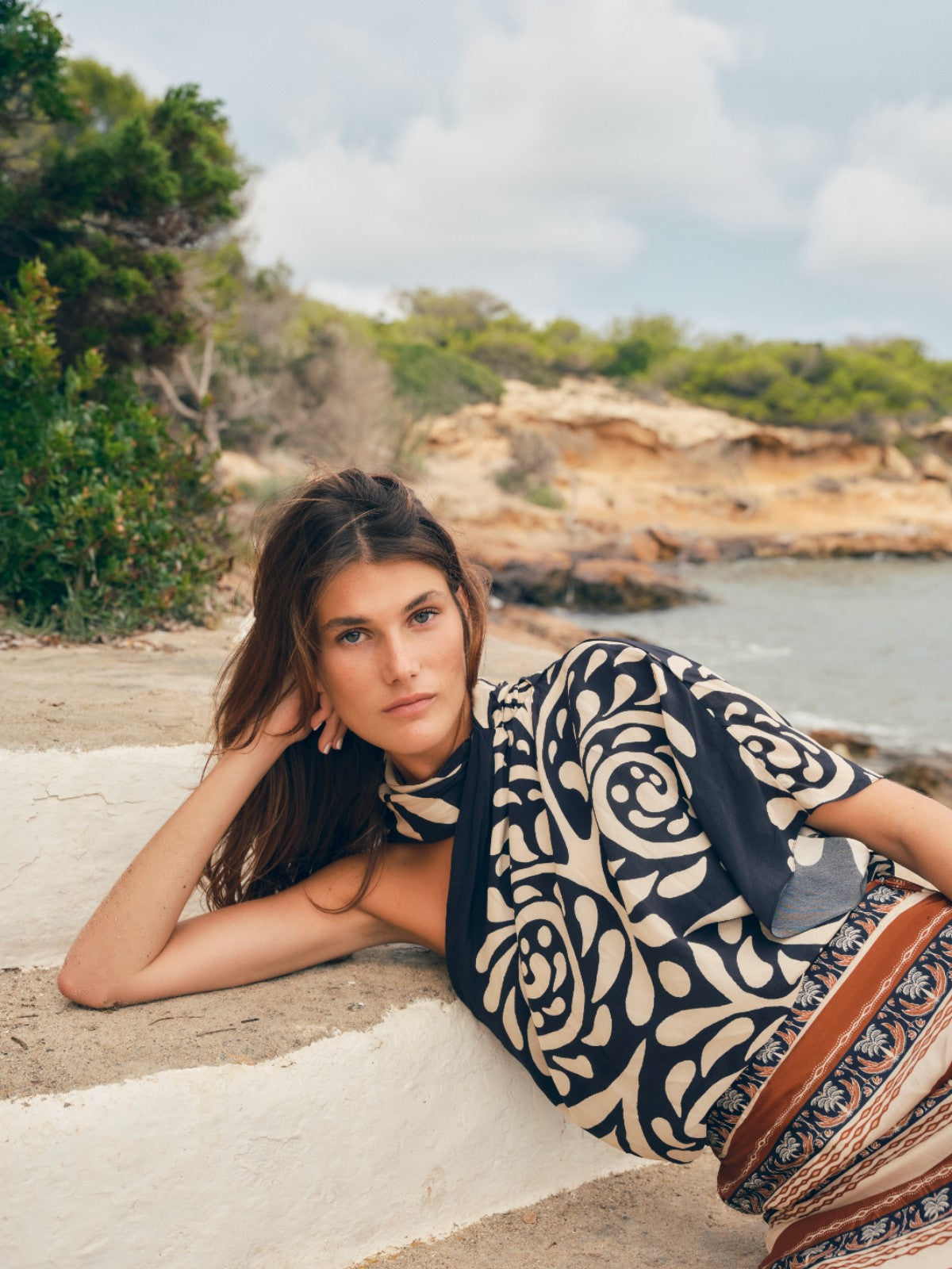 Chiminango Crepe Chine Blouse | Black Arabesque Chiminango Crepe Chine Blouse | Black Arabesque