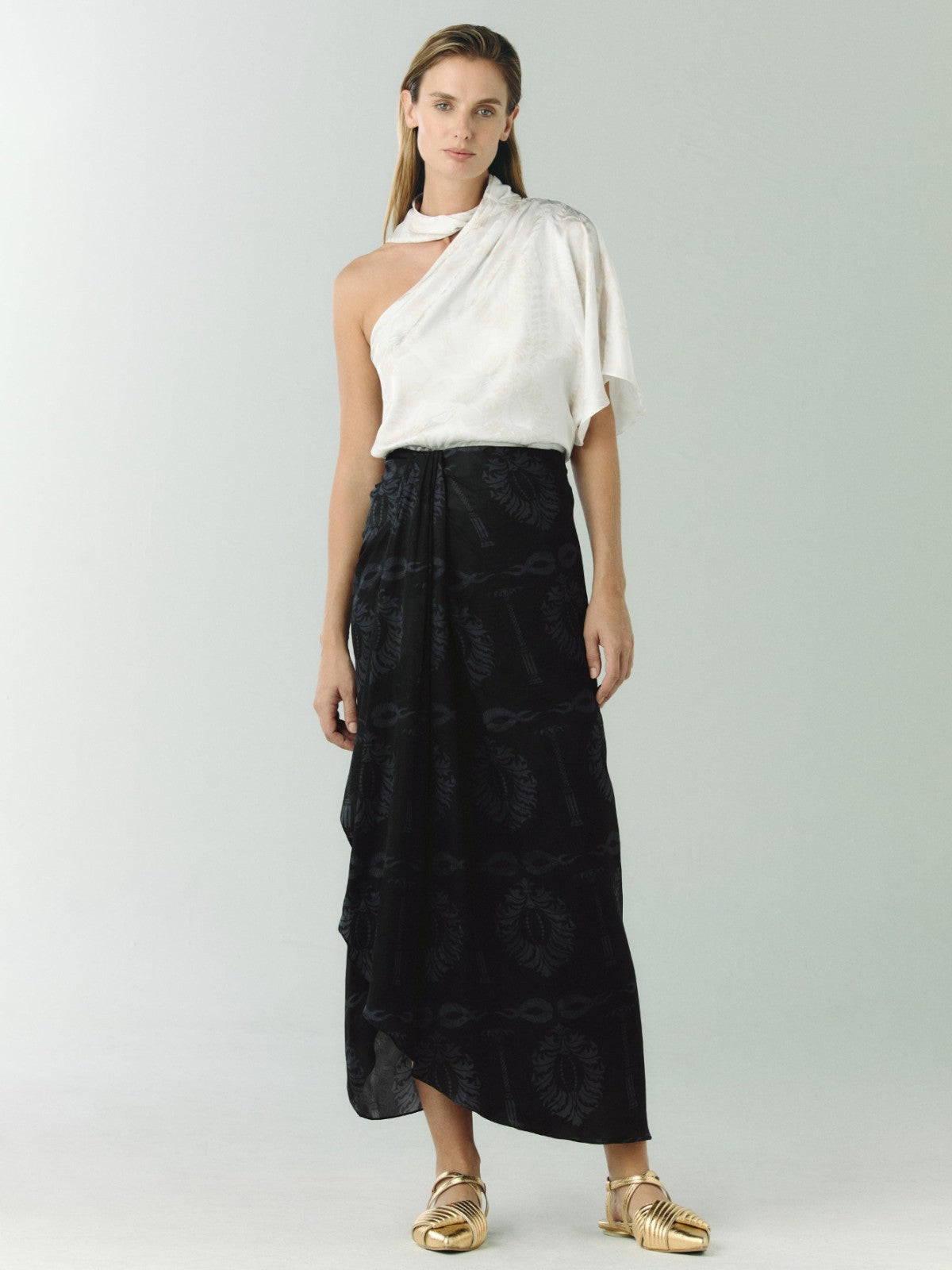 Myanmar Silk Jacquard Midi Skirt | Black Myanmar Silk Jacquard Midi Skirt | Black