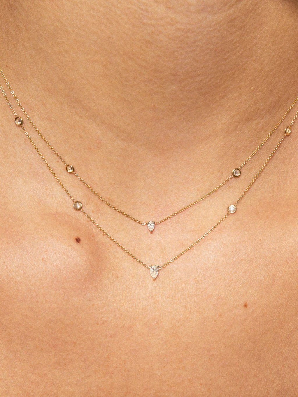 Pear Shaped Diamond Bezel Chain