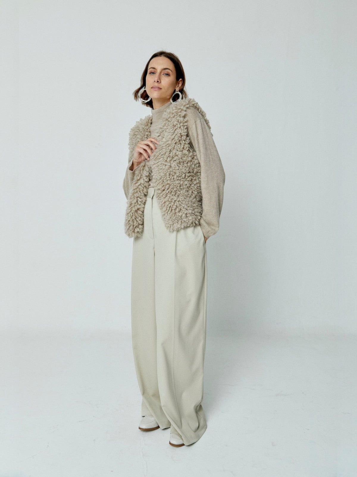 Crop Shag Vest | Taupe Crop Shag Vest | Taupe