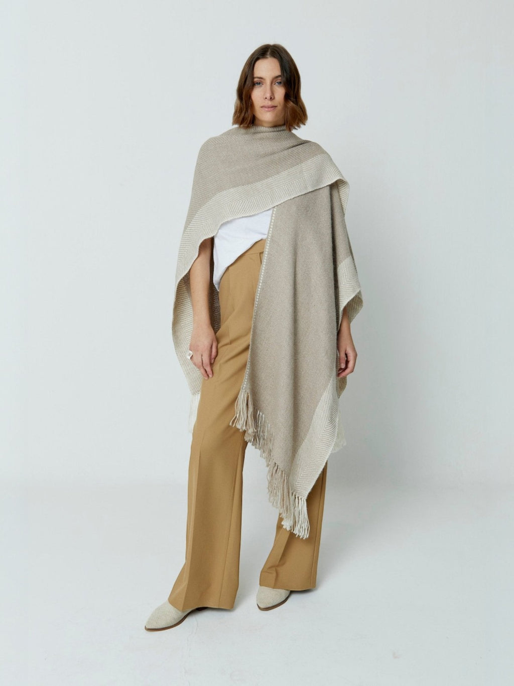 Solstice Ruana | Taupe