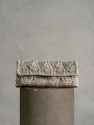 Pineapple Clutch | White Gold/Turquoise Pineapple Clutch | White Gold/Turquoise