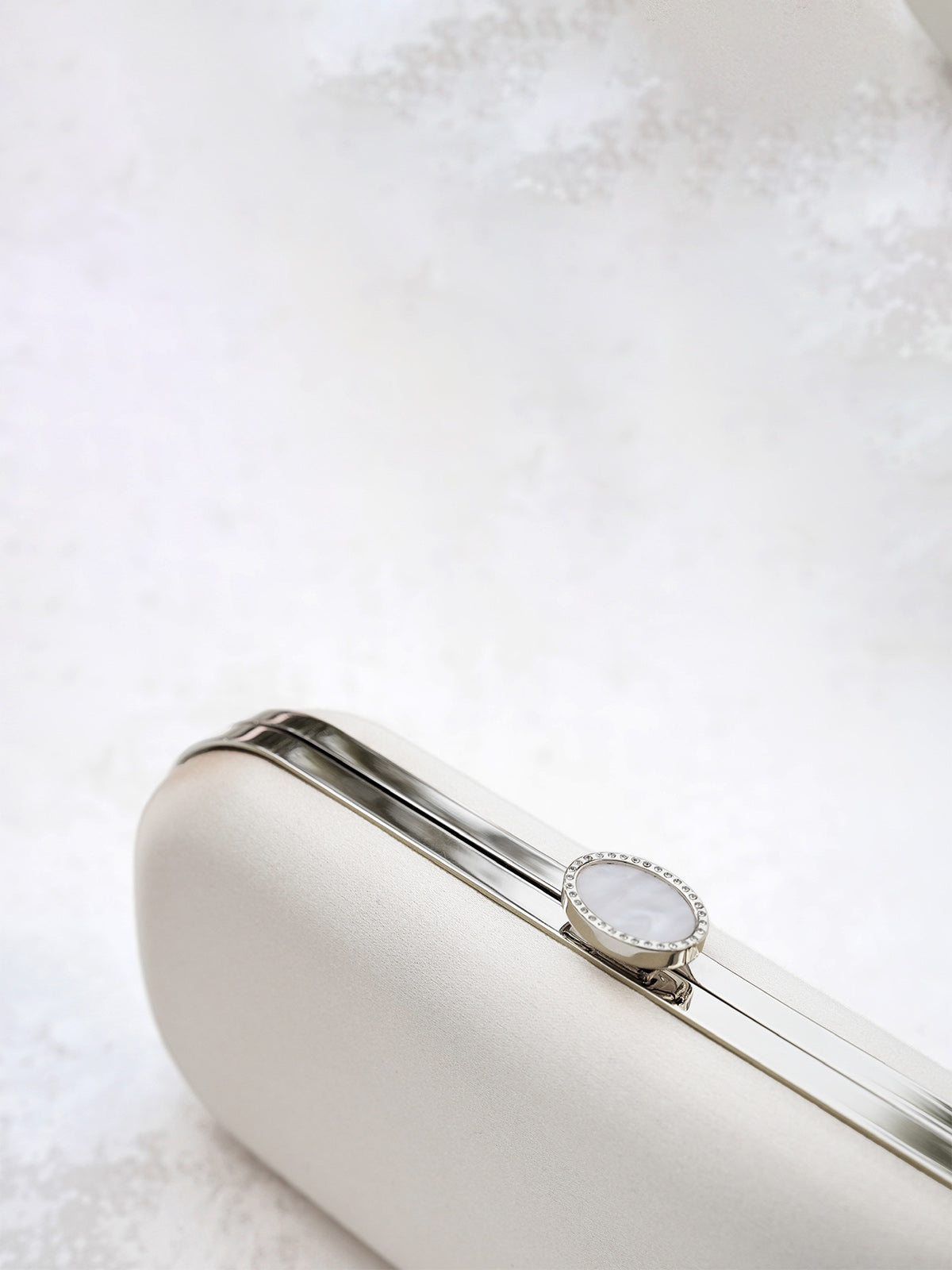 Satin Bella Clutch | Ivory Satin Bella Clutch | Ivory