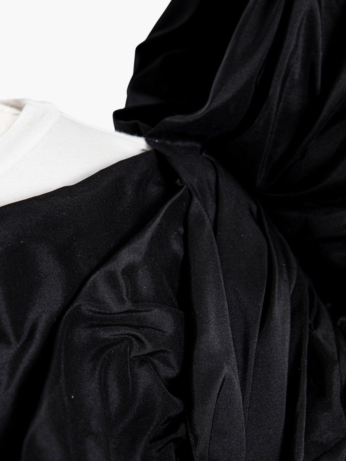 Abolengo T-Shirt | White With Black Abolengo T-Shirt | White With Black