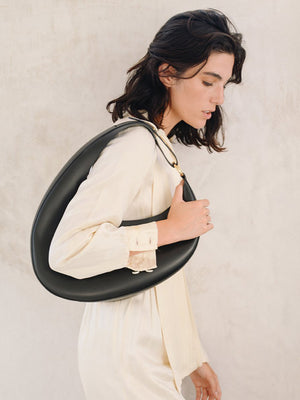 Ostra Handbag | Black Ostra Handbag | Black - Fashionkind