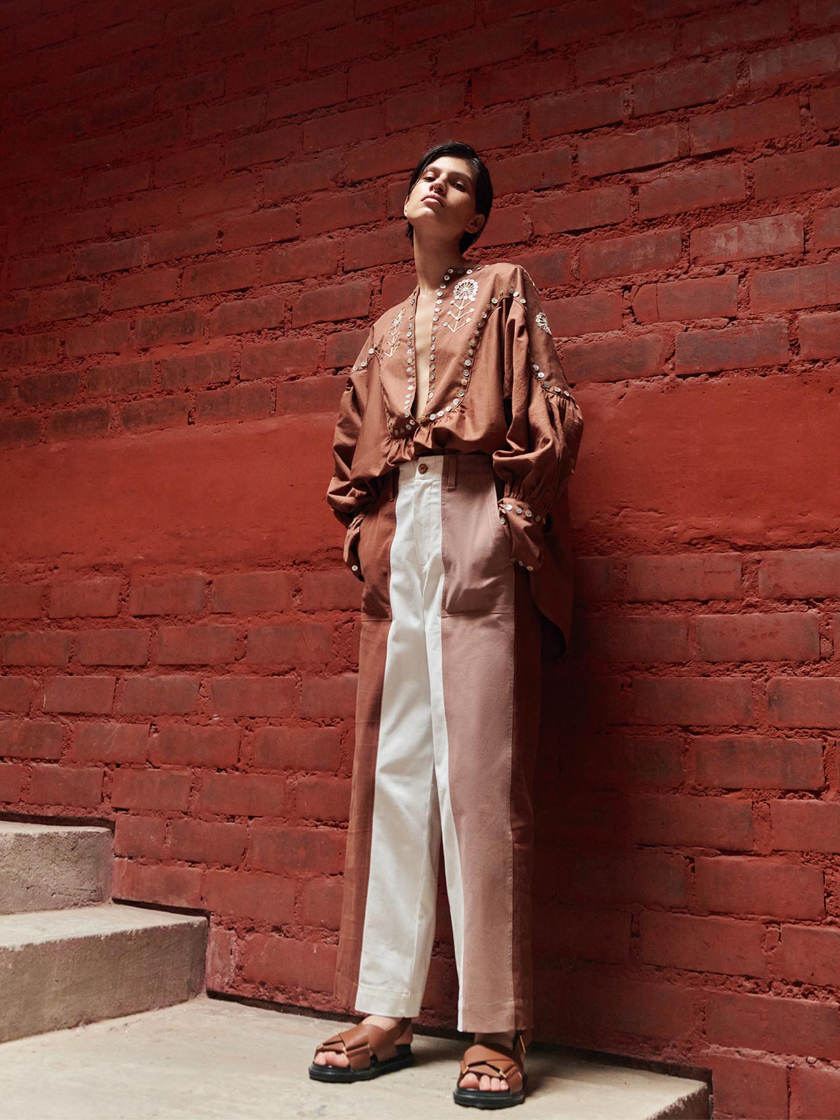 Danza Shirt | Brown Danza Shirt | Brown