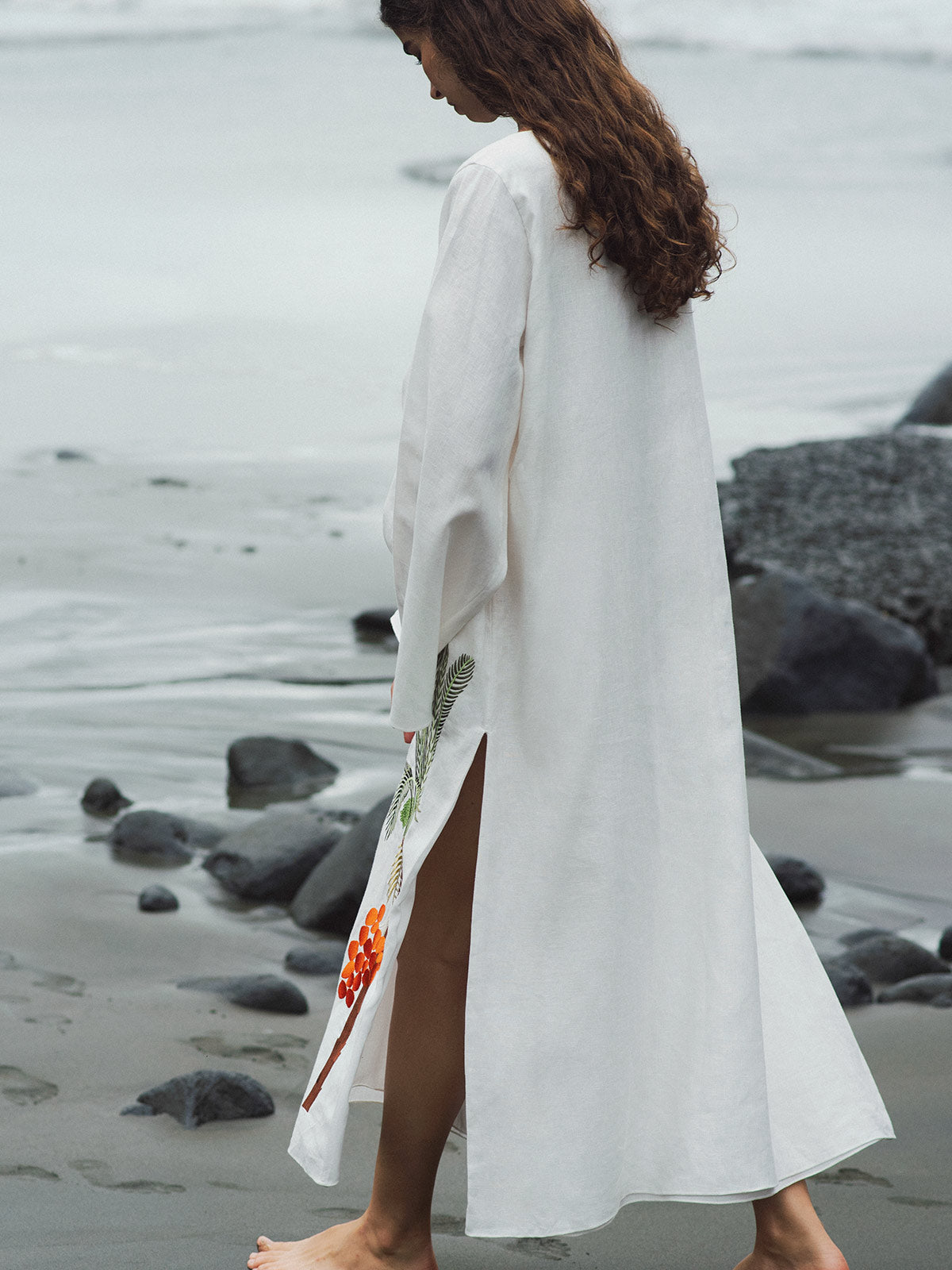 Lisa Linen Midi Dress Embroidered Lisa Linen Midi Dress Embroidered