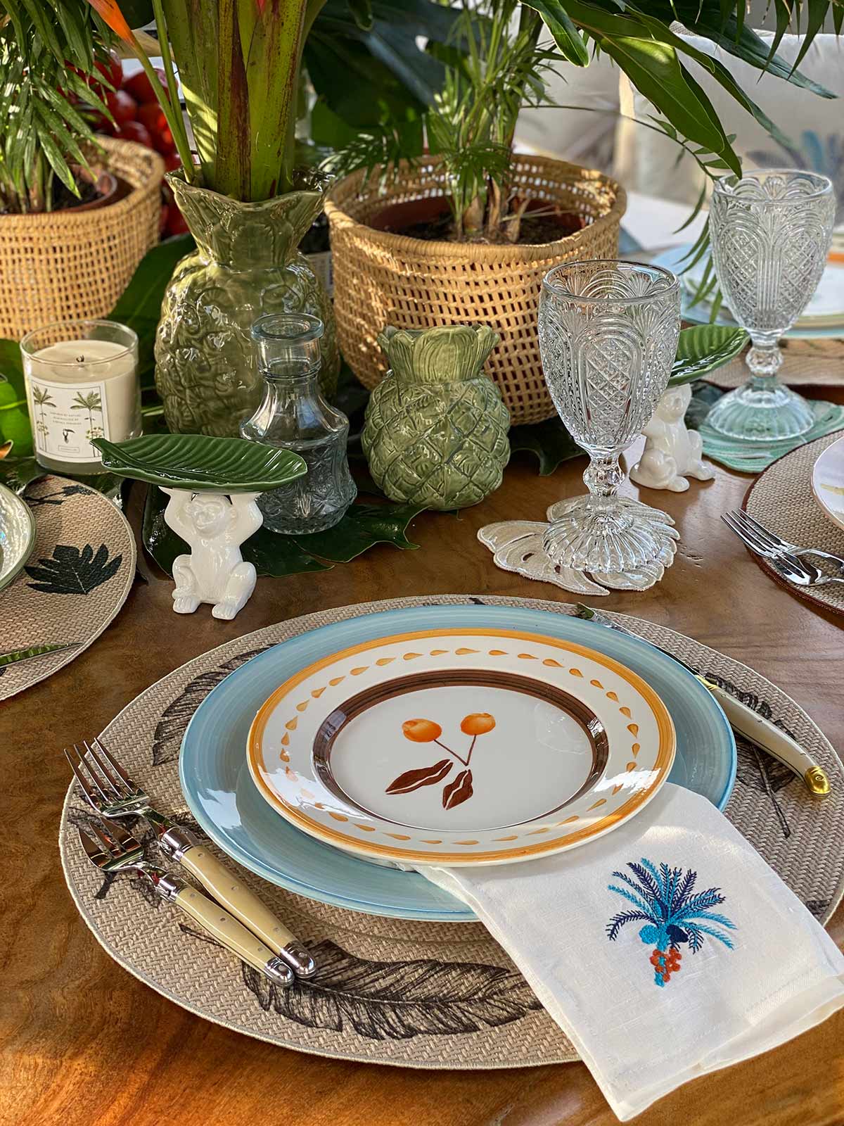 Embroidered Placemats | Hoja de Platano Embroidered Placemats | Hoja de Platano