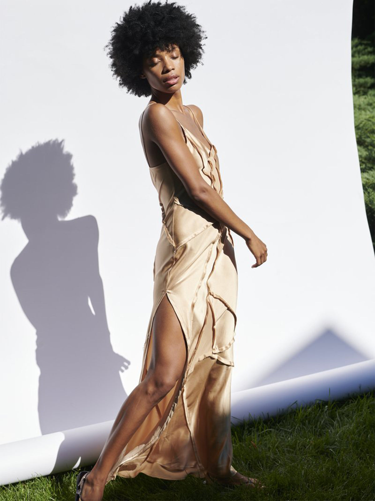 Elongated Recycled Dress With Slit | Kelp