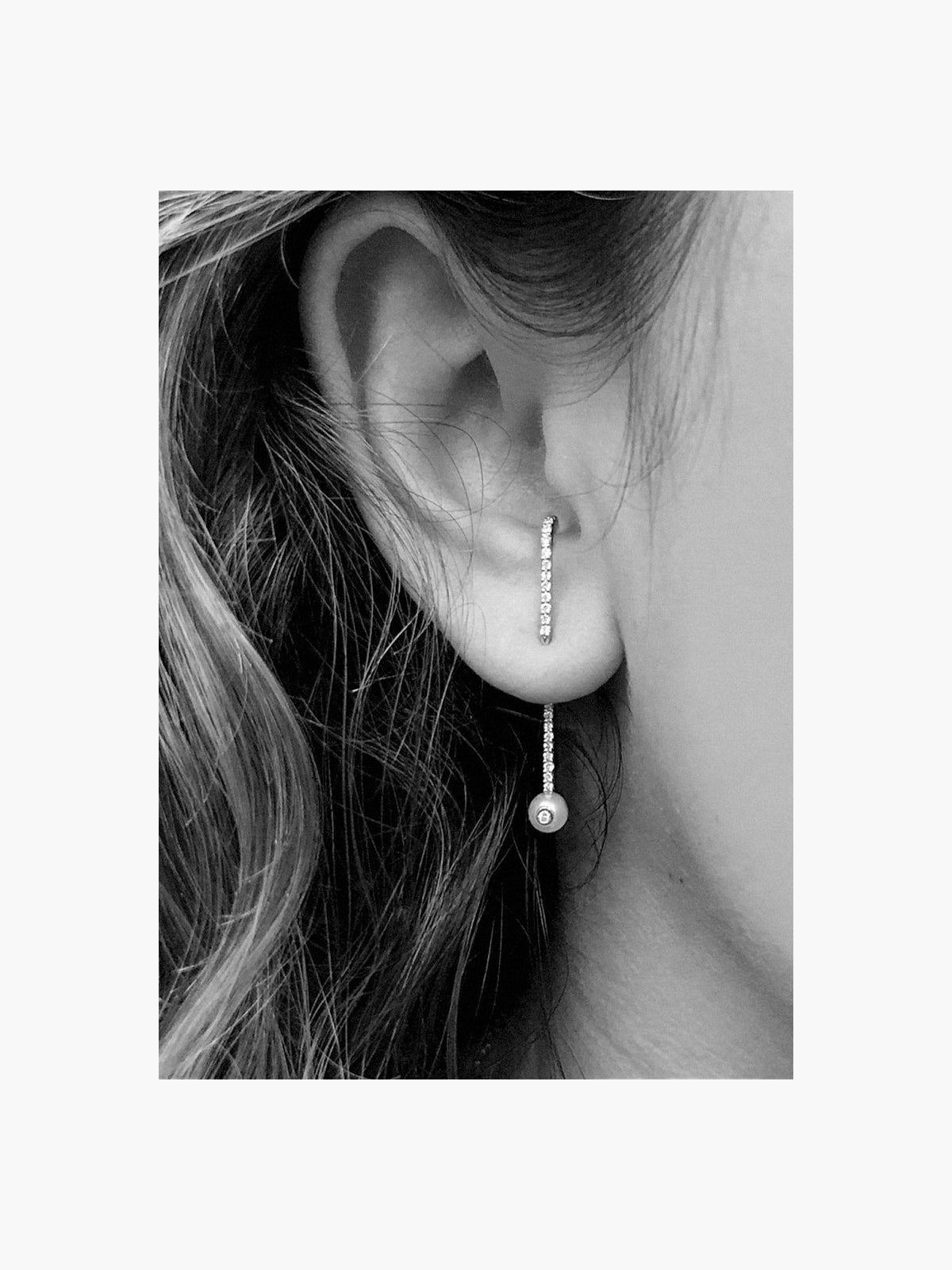 The Petite Pearl Ear Pin - Fashionkind