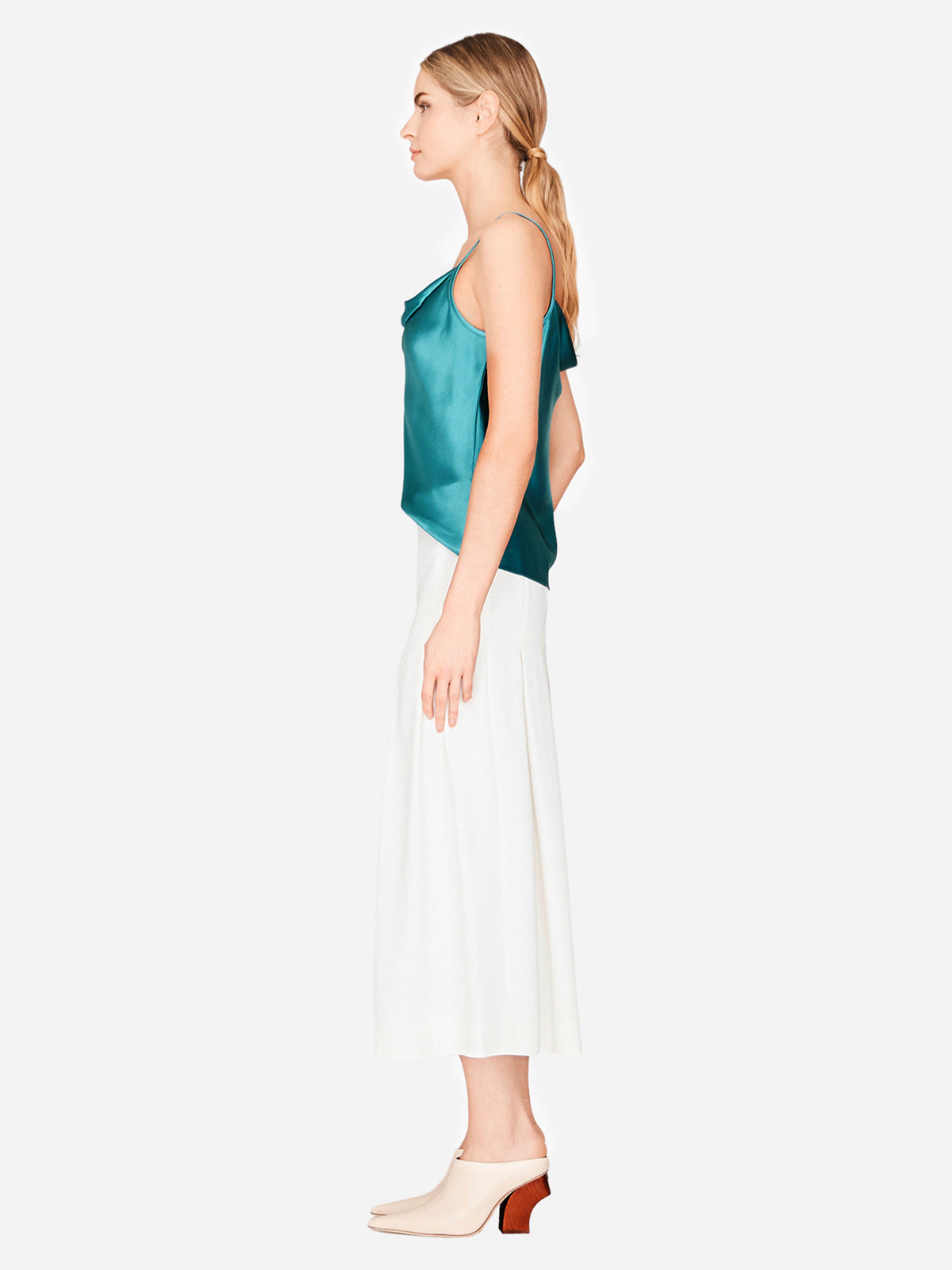 Stretch Base Wide Pleated Pants With Side Zip Stretch Base Wide Pleated Pants With Side Zip