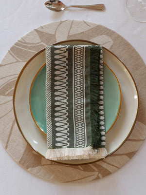 Linen Damask Tutti Le Foglie Charger Plate | Beige Linen Damask Tutti Le Foglie Charger Plate | Beige