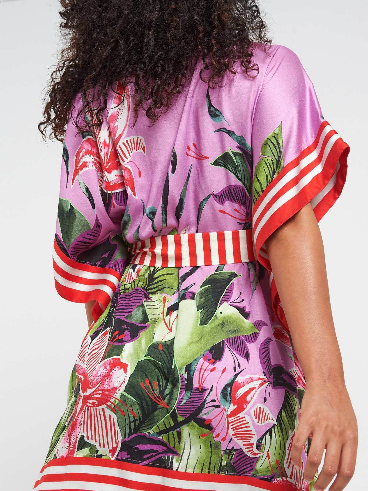 Short Kimono | Hawaiian Lily Short Kimono | Hawaiian Lily